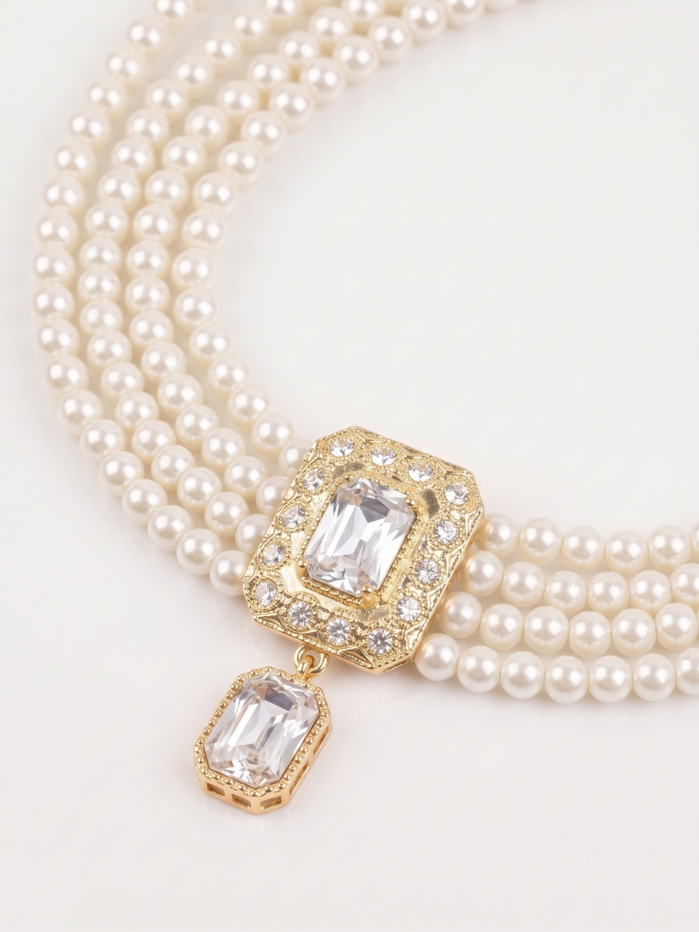 Collier Ras de Cou Ghazala — Perles et Crystal